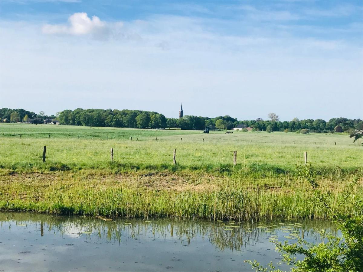 EwijkBlauwe Lelie别墅 外观 照片